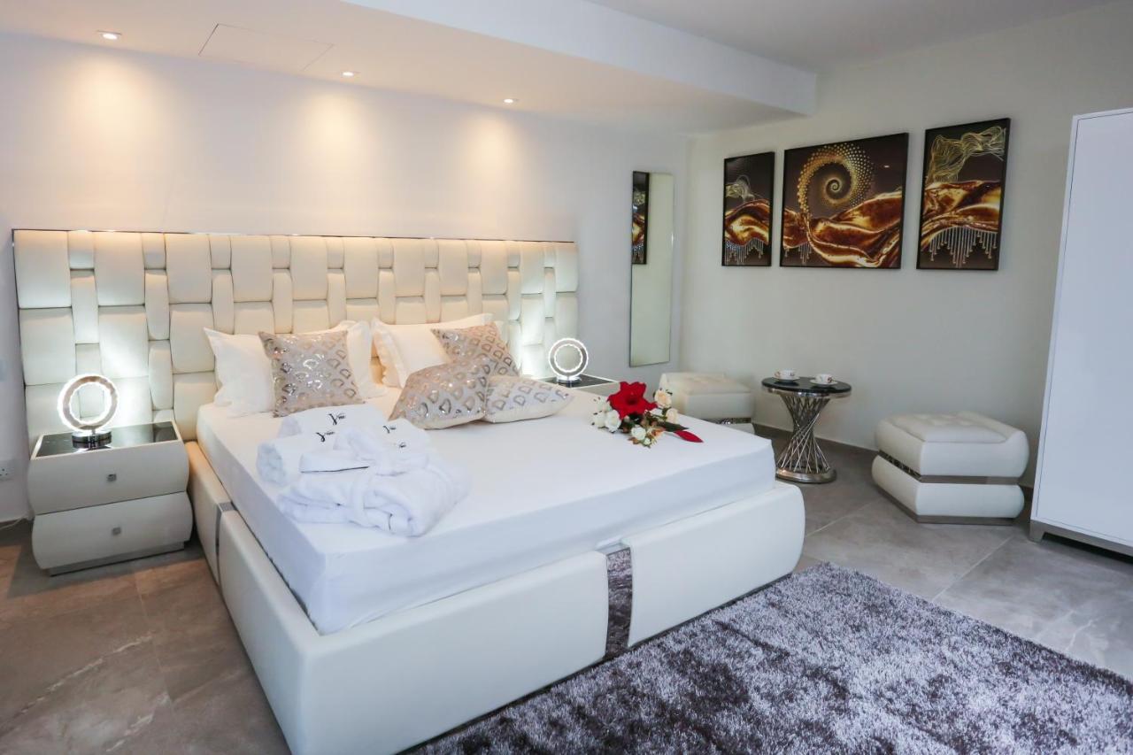 J'Me Boutique Hotel - Adults Only St. Julian's Exteriör bild